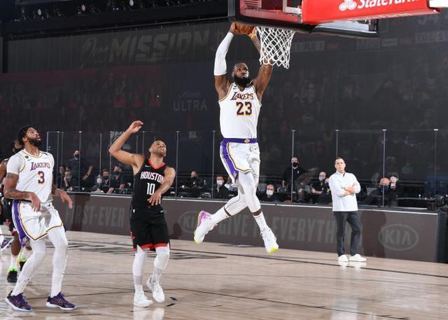 河豚直播，NBA赛事的独特视角与激情体验，河豚直播，解锁NBA赛事的独特视角与激情体验