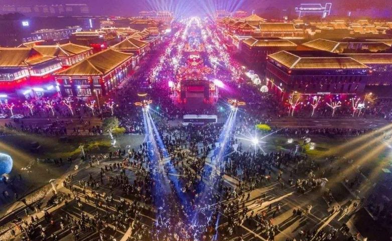 2023年澳门今晚，璀璨夜色下的文化与经济新篇章，2023年澳门璀璨夜色，文化与经济新篇章的交响