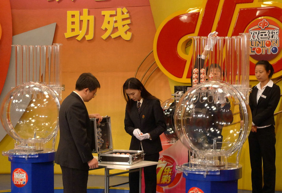 媒体擂台赛，双色球开奖的透明与竞争，双色球开奖的透明与竞争，媒体擂台赛的透视