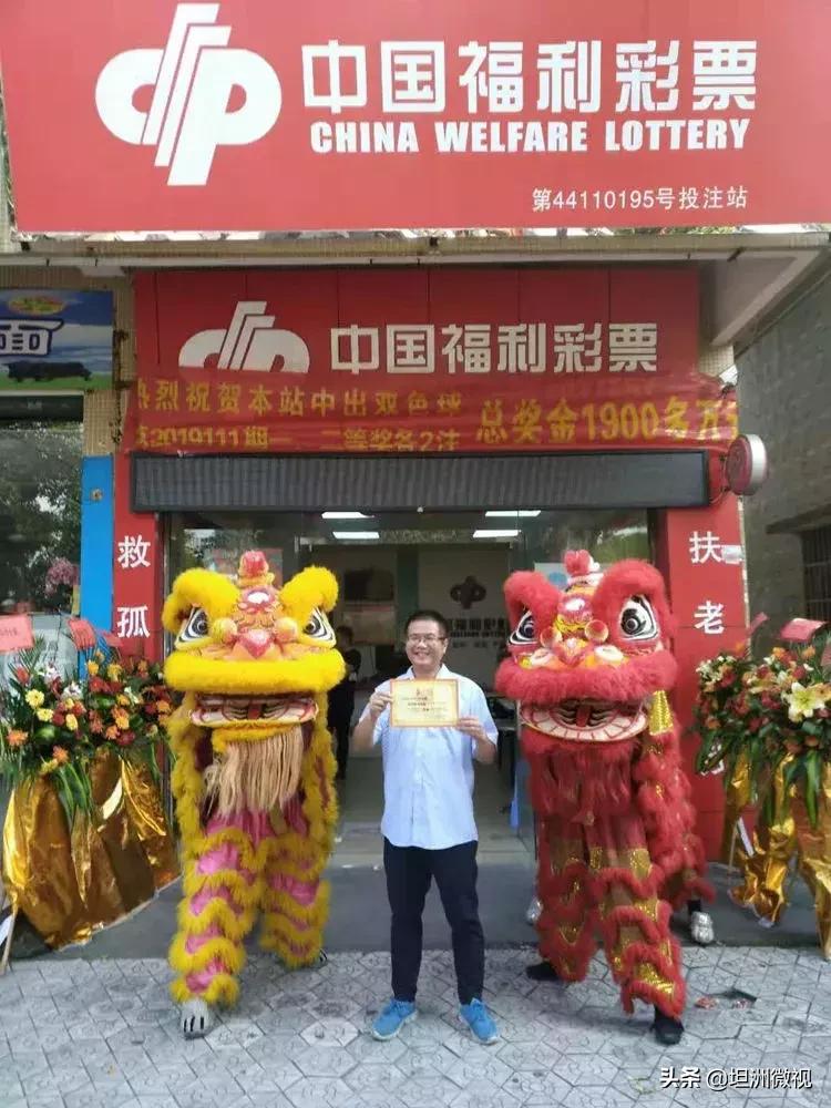 双色球选号秘籍，机选VS自选，哪种方式更牛？双色球选号，机选与自选，哪种方式更胜一筹？
